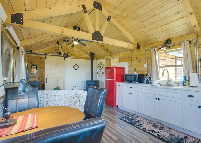 Wyoming Escape: Panoramic Mountain Views! Holiday home